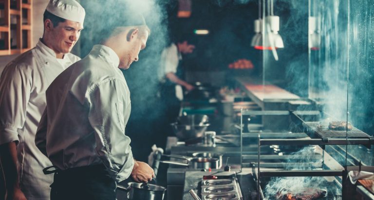 NR-1 e saúde mental: O que as franquias de alimentação precisam saber?